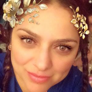 Meet your Posher, Janeth